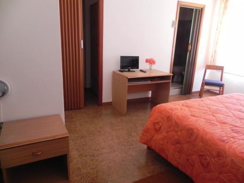 Hotel Fjby กาลาเซตตา ภายนอก รูปภาพ